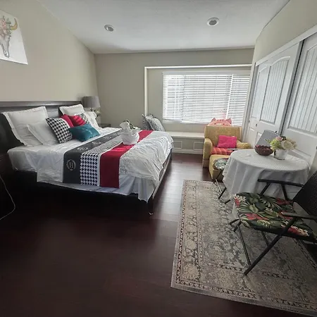 King Bed Big Room Chino Hills Exterior photo